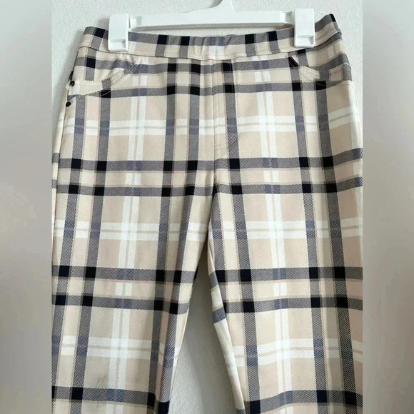 Sanctuary Cream White and Black Plaid Pants | sz medium - Picture 3 of 6